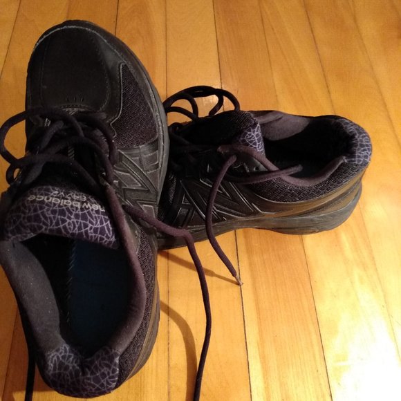 New Balance Chaussures cuir décontractées pour homme taille 8,5 - Picture 4 of 7